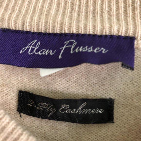 Alan Flusser L Cashmere V-neck Pull over Sweater